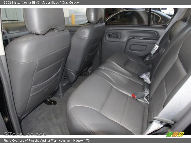 Super Black / Gray Celadon 2002 Nissan Xterra SE V6