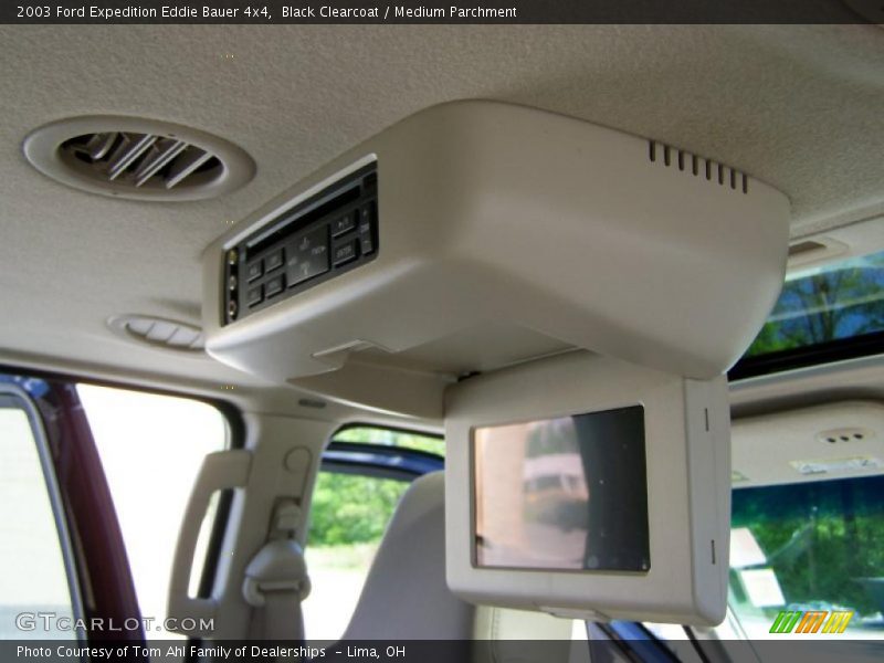 Black Clearcoat / Medium Parchment 2003 Ford Expedition Eddie Bauer 4x4