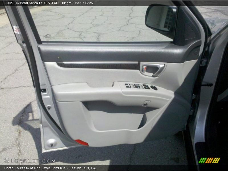 Bright Silver / Gray 2009 Hyundai Santa Fe GLS 4WD
