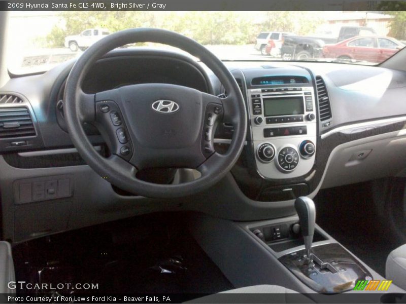 Bright Silver / Gray 2009 Hyundai Santa Fe GLS 4WD