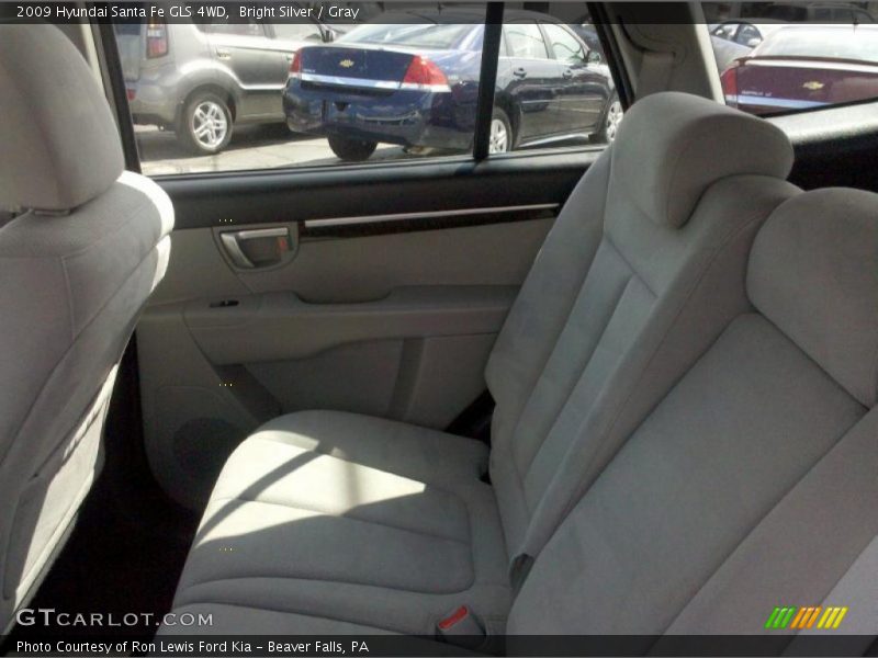 Bright Silver / Gray 2009 Hyundai Santa Fe GLS 4WD