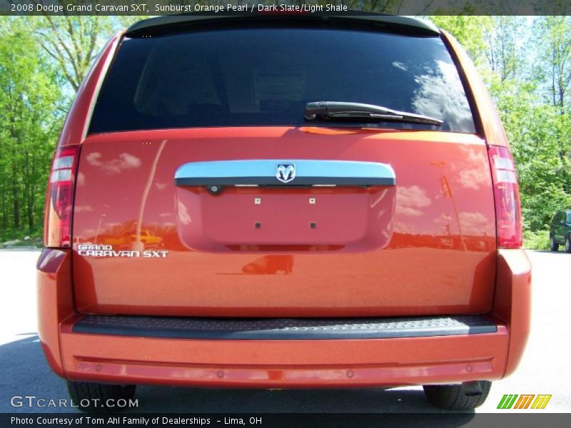 Sunburst Orange Pearl / Dark Slate/Light Shale 2008 Dodge Grand Caravan SXT