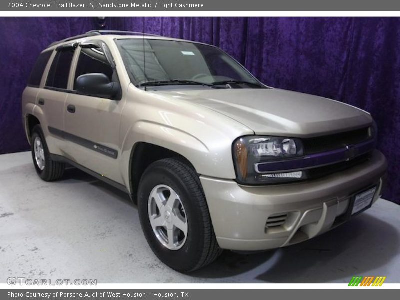 Sandstone Metallic / Light Cashmere 2004 Chevrolet TrailBlazer LS