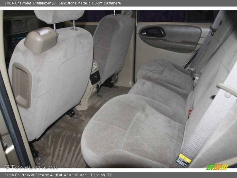 Sandstone Metallic / Light Cashmere 2004 Chevrolet TrailBlazer LS