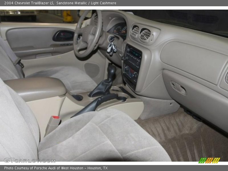 Sandstone Metallic / Light Cashmere 2004 Chevrolet TrailBlazer LS