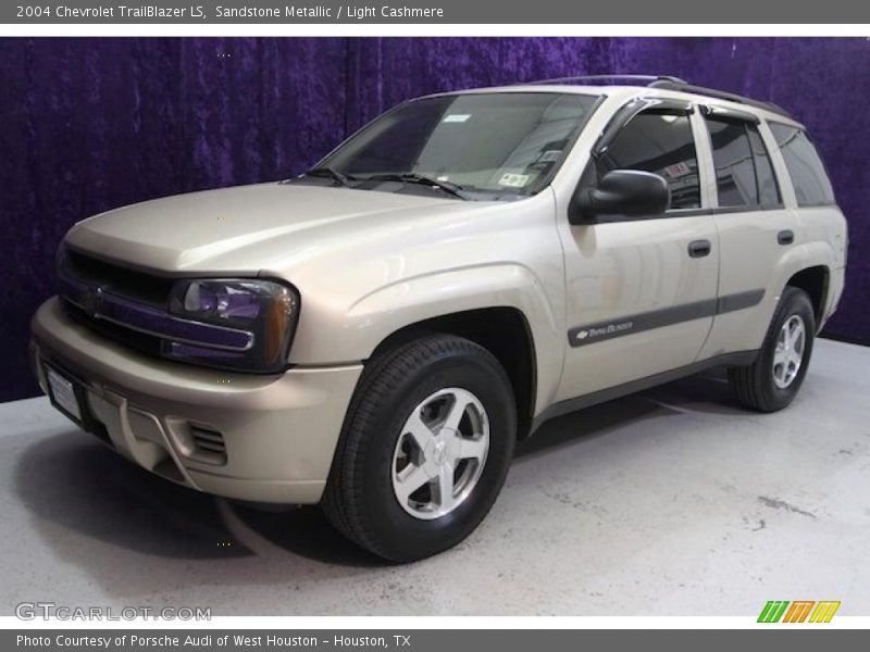 Sandstone Metallic / Light Cashmere 2004 Chevrolet TrailBlazer LS