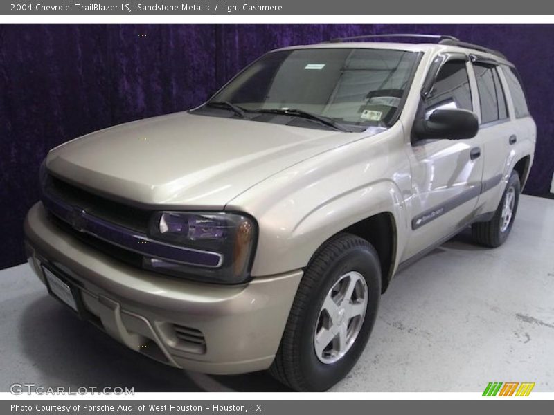 Sandstone Metallic / Light Cashmere 2004 Chevrolet TrailBlazer LS