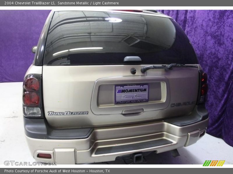 Sandstone Metallic / Light Cashmere 2004 Chevrolet TrailBlazer LS