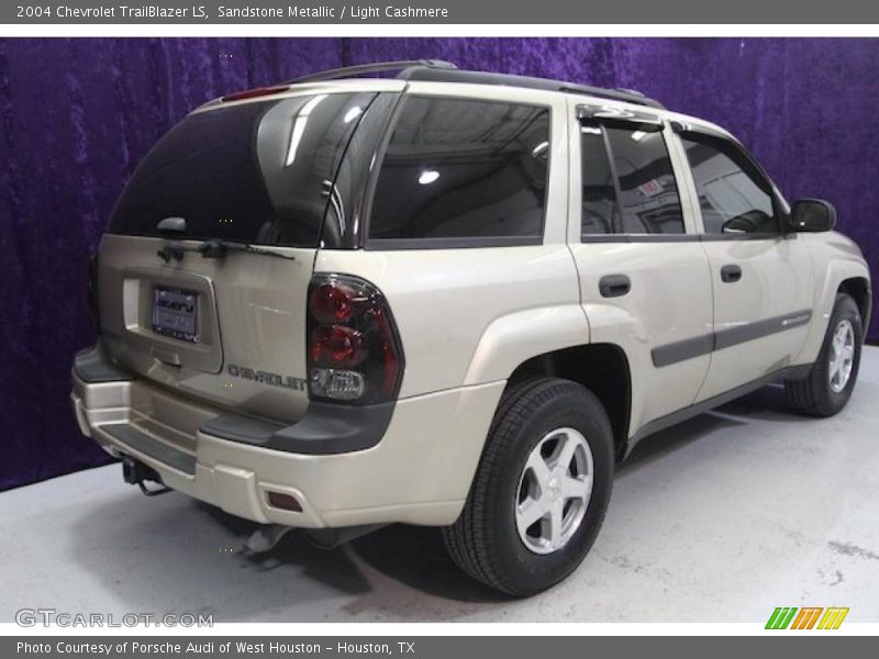 Sandstone Metallic / Light Cashmere 2004 Chevrolet TrailBlazer LS