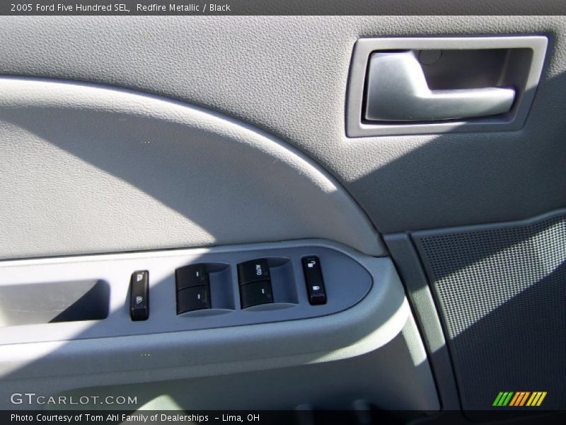 Redfire Metallic / Black 2005 Ford Five Hundred SEL