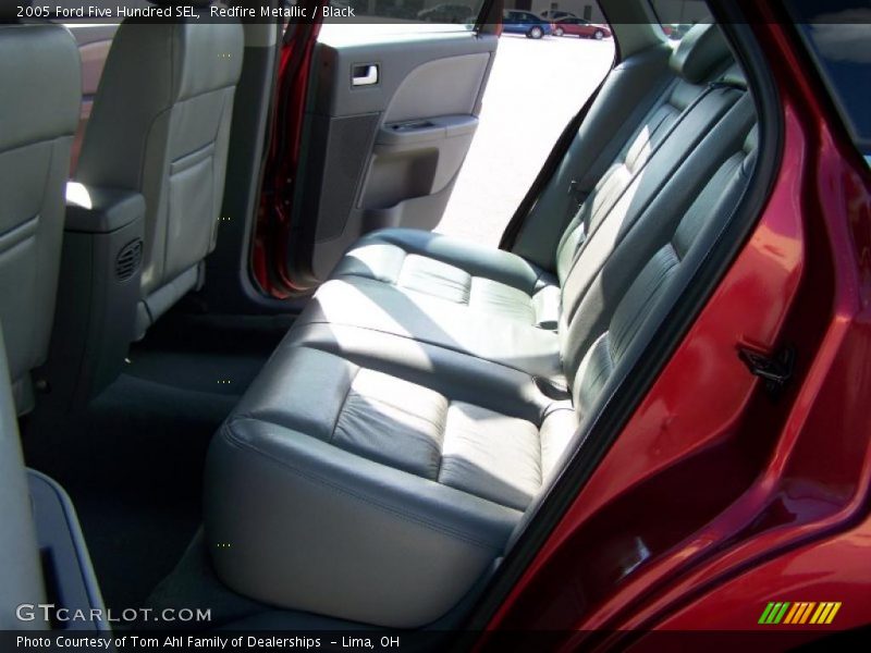 Redfire Metallic / Black 2005 Ford Five Hundred SEL
