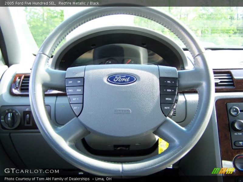 Redfire Metallic / Black 2005 Ford Five Hundred SEL