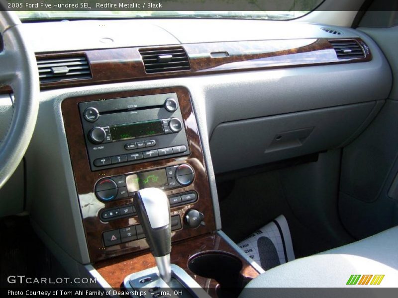 Redfire Metallic / Black 2005 Ford Five Hundred SEL