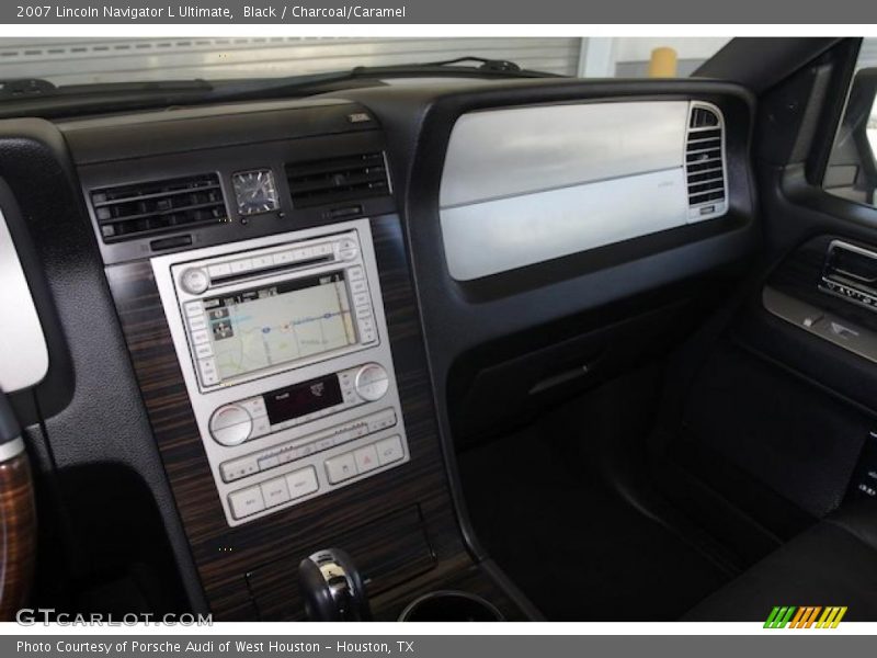 Black / Charcoal/Caramel 2007 Lincoln Navigator L Ultimate