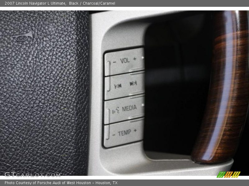 Black / Charcoal/Caramel 2007 Lincoln Navigator L Ultimate