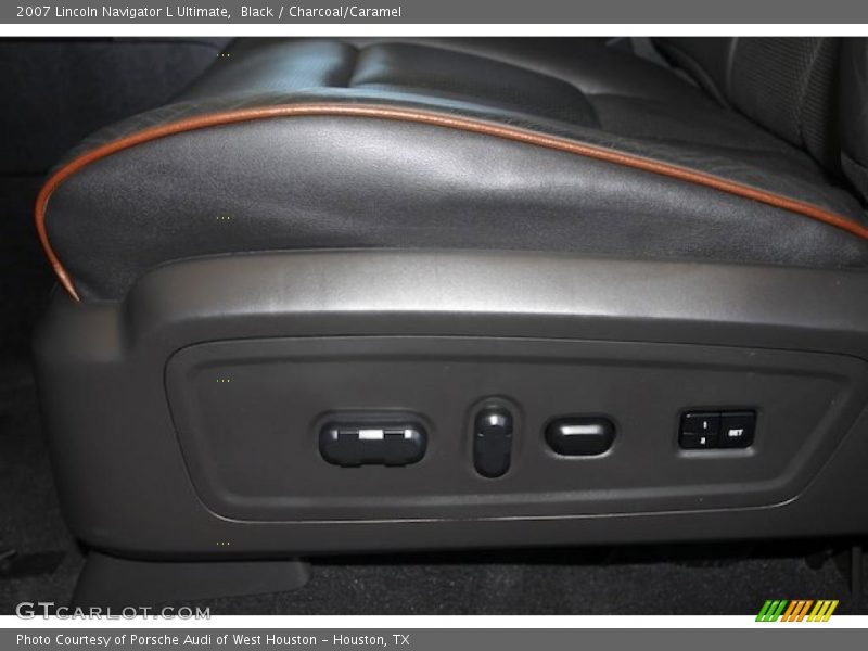 Black / Charcoal/Caramel 2007 Lincoln Navigator L Ultimate