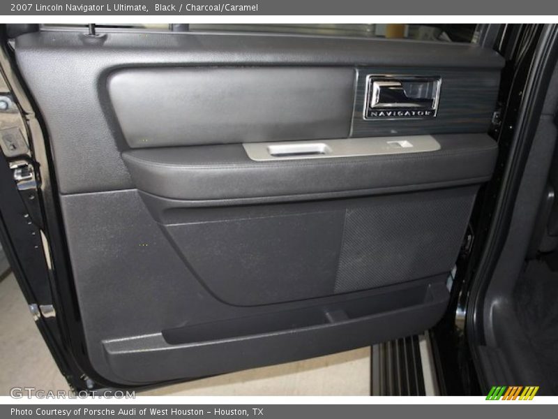Black / Charcoal/Caramel 2007 Lincoln Navigator L Ultimate
