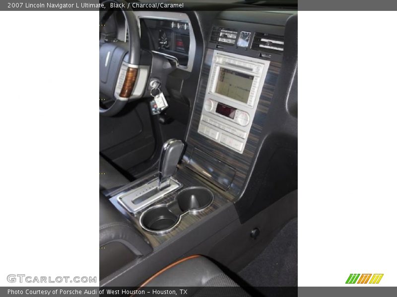 Black / Charcoal/Caramel 2007 Lincoln Navigator L Ultimate