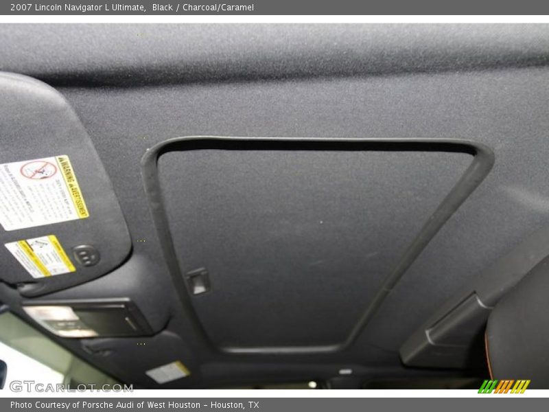 Black / Charcoal/Caramel 2007 Lincoln Navigator L Ultimate