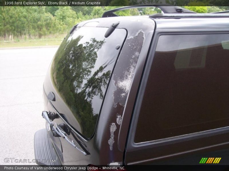 Ebony Black / Medium Graphite 1998 Ford Explorer SUV