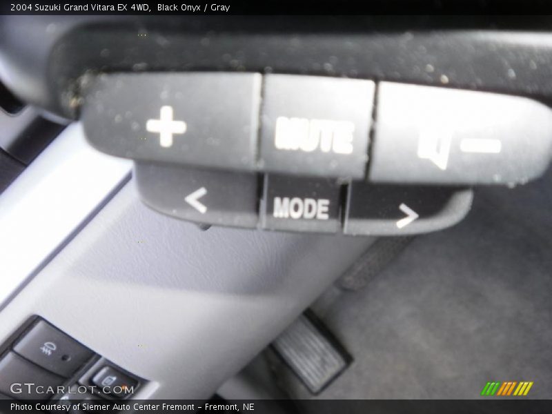 Black Onyx / Gray 2004 Suzuki Grand Vitara EX 4WD
