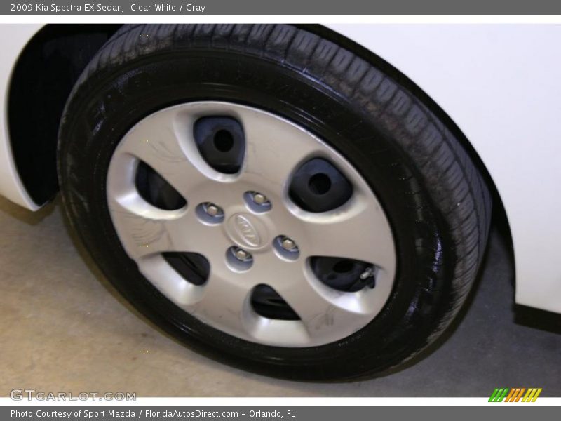 Clear White / Gray 2009 Kia Spectra EX Sedan
