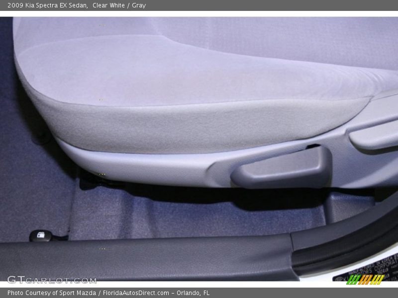 Clear White / Gray 2009 Kia Spectra EX Sedan