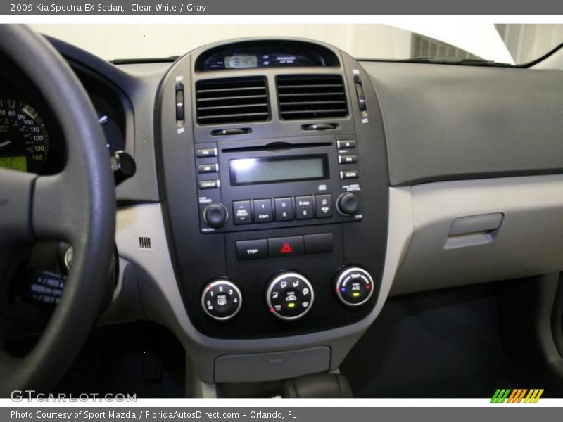 Clear White / Gray 2009 Kia Spectra EX Sedan
