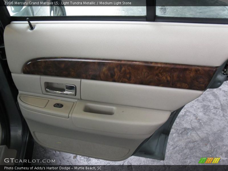 Light Tundra Metallic / Medium Light Stone 2006 Mercury Grand Marquis LS