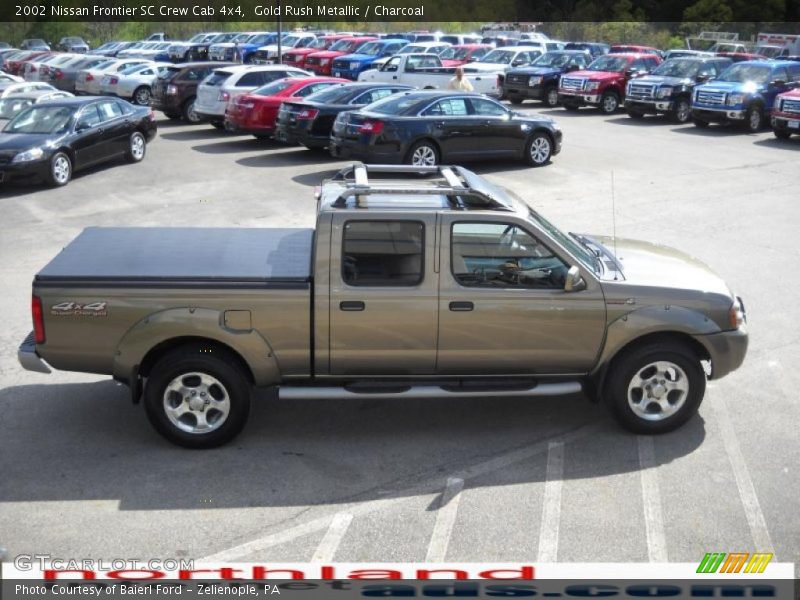 Gold Rush Metallic / Charcoal 2002 Nissan Frontier SC Crew Cab 4x4