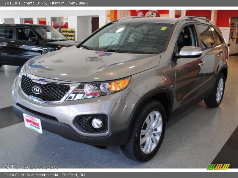Titanium Silver / Black 2011 Kia Sorento EX V6