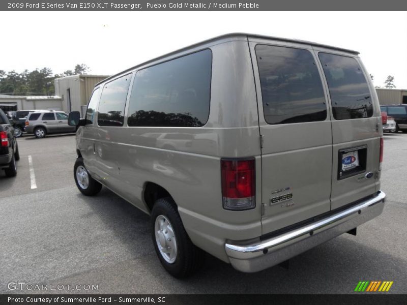 Pueblo Gold Metallic / Medium Pebble 2009 Ford E Series Van E150 XLT Passenger
