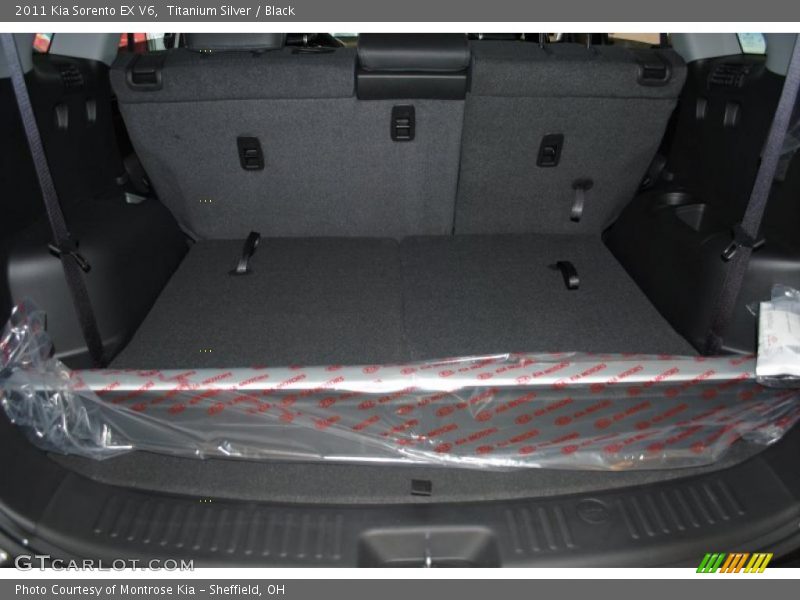 Titanium Silver / Black 2011 Kia Sorento EX V6