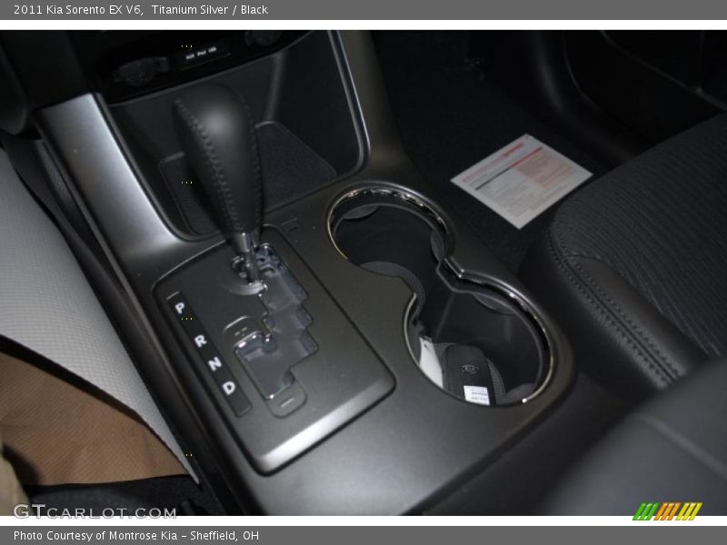 Titanium Silver / Black 2011 Kia Sorento EX V6