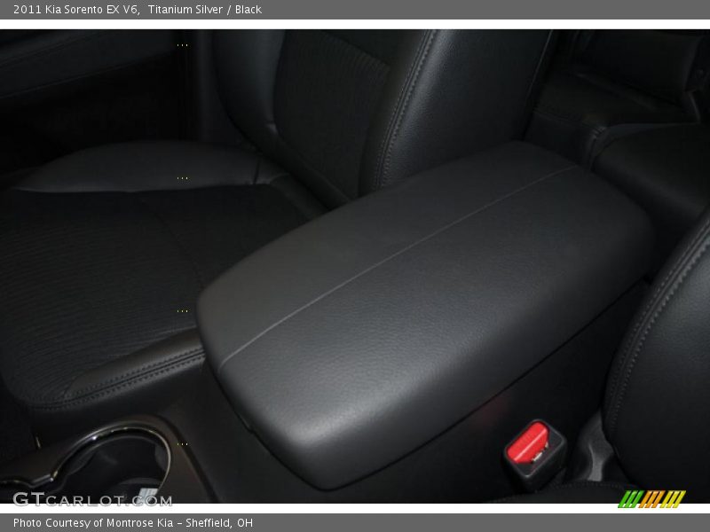 Titanium Silver / Black 2011 Kia Sorento EX V6
