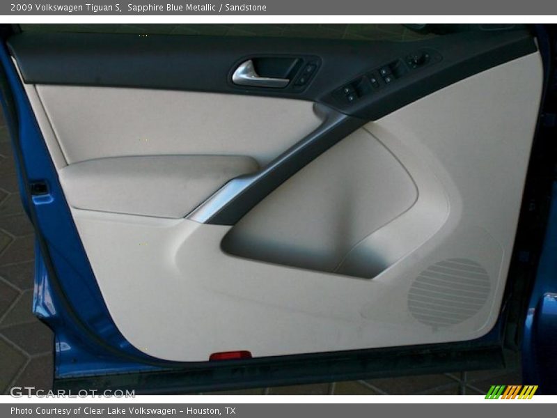 Sapphire Blue Metallic / Sandstone 2009 Volkswagen Tiguan S