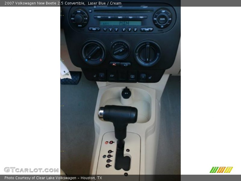 Laser Blue / Cream 2007 Volkswagen New Beetle 2.5 Convertible