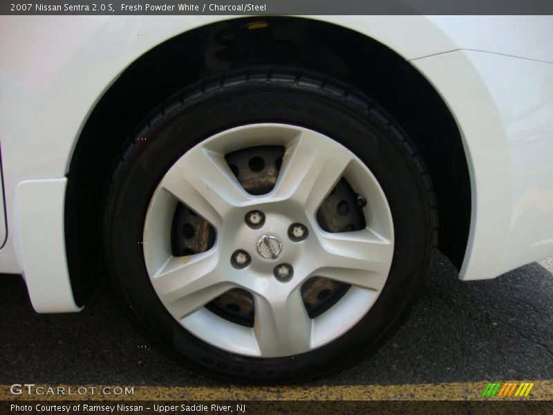 Fresh Powder White / Charcoal/Steel 2007 Nissan Sentra 2.0 S
