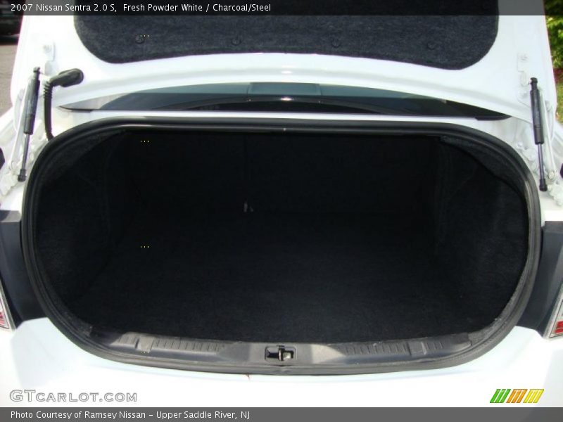 Fresh Powder White / Charcoal/Steel 2007 Nissan Sentra 2.0 S