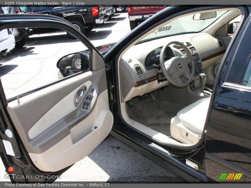 Black / Gray 2005 Chevrolet Malibu Sedan