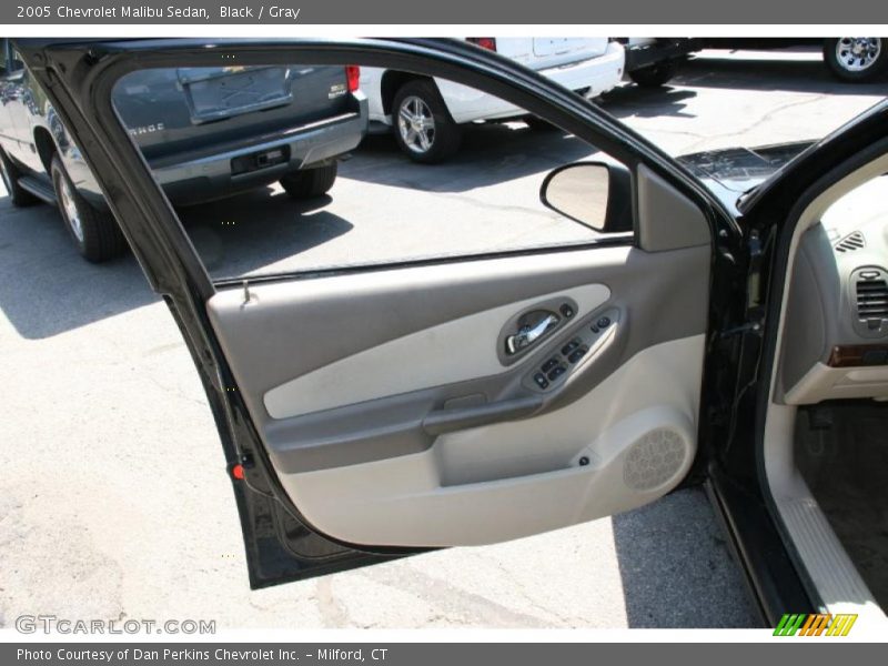 Black / Gray 2005 Chevrolet Malibu Sedan