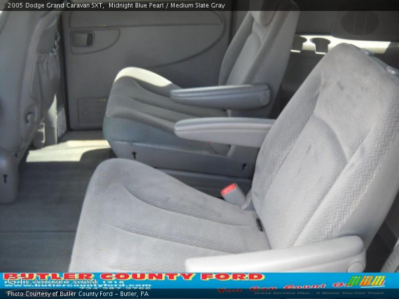 Midnight Blue Pearl / Medium Slate Gray 2005 Dodge Grand Caravan SXT