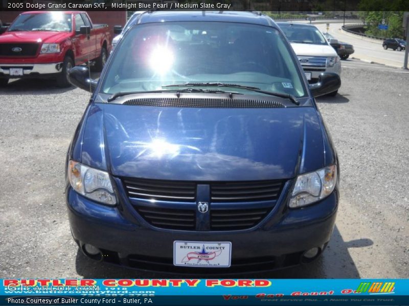 Midnight Blue Pearl / Medium Slate Gray 2005 Dodge Grand Caravan SXT
