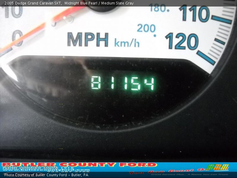 Midnight Blue Pearl / Medium Slate Gray 2005 Dodge Grand Caravan SXT