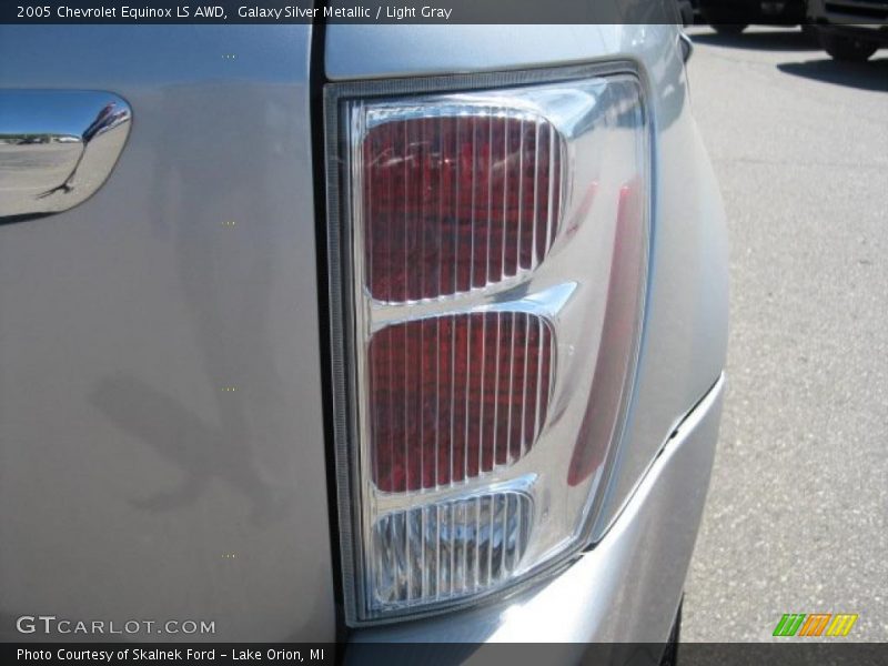 Galaxy Silver Metallic / Light Gray 2005 Chevrolet Equinox LS AWD