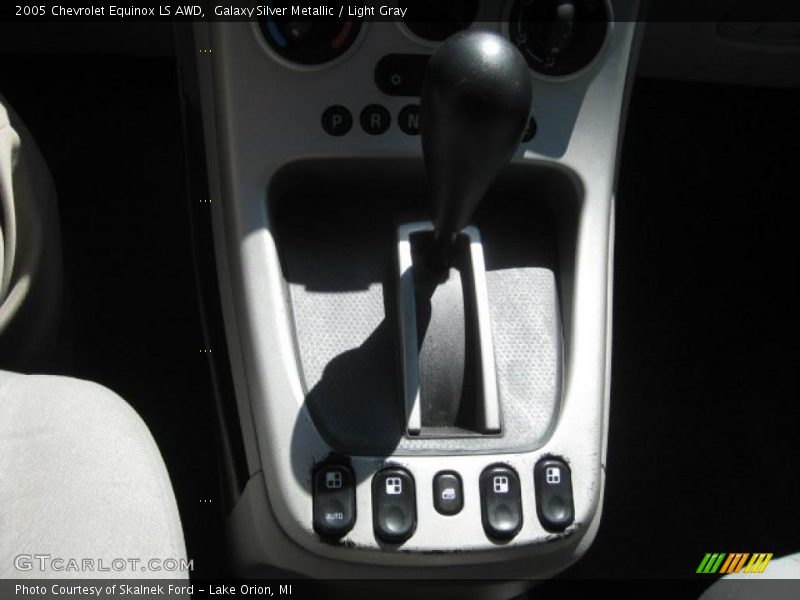 Galaxy Silver Metallic / Light Gray 2005 Chevrolet Equinox LS AWD