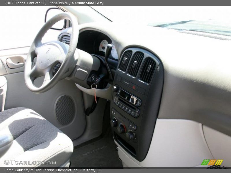 Stone White / Medium Slate Gray 2007 Dodge Caravan SE
