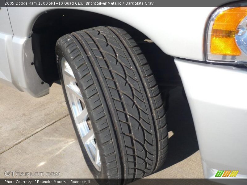 Bright Silver Metallic / Dark Slate Gray 2005 Dodge Ram 1500 SRT-10 Quad Cab