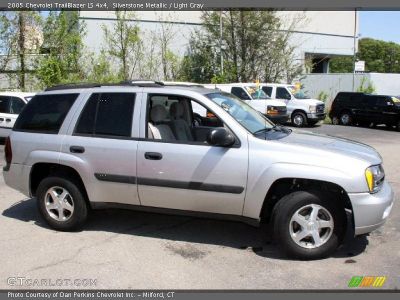 Silverstone Metallic / Light Gray 2005 Chevrolet TrailBlazer LS 4x4