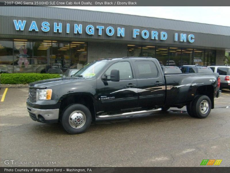 Onyx Black / Ebony Black 2007 GMC Sierra 3500HD SLE Crew Cab 4x4 Dually